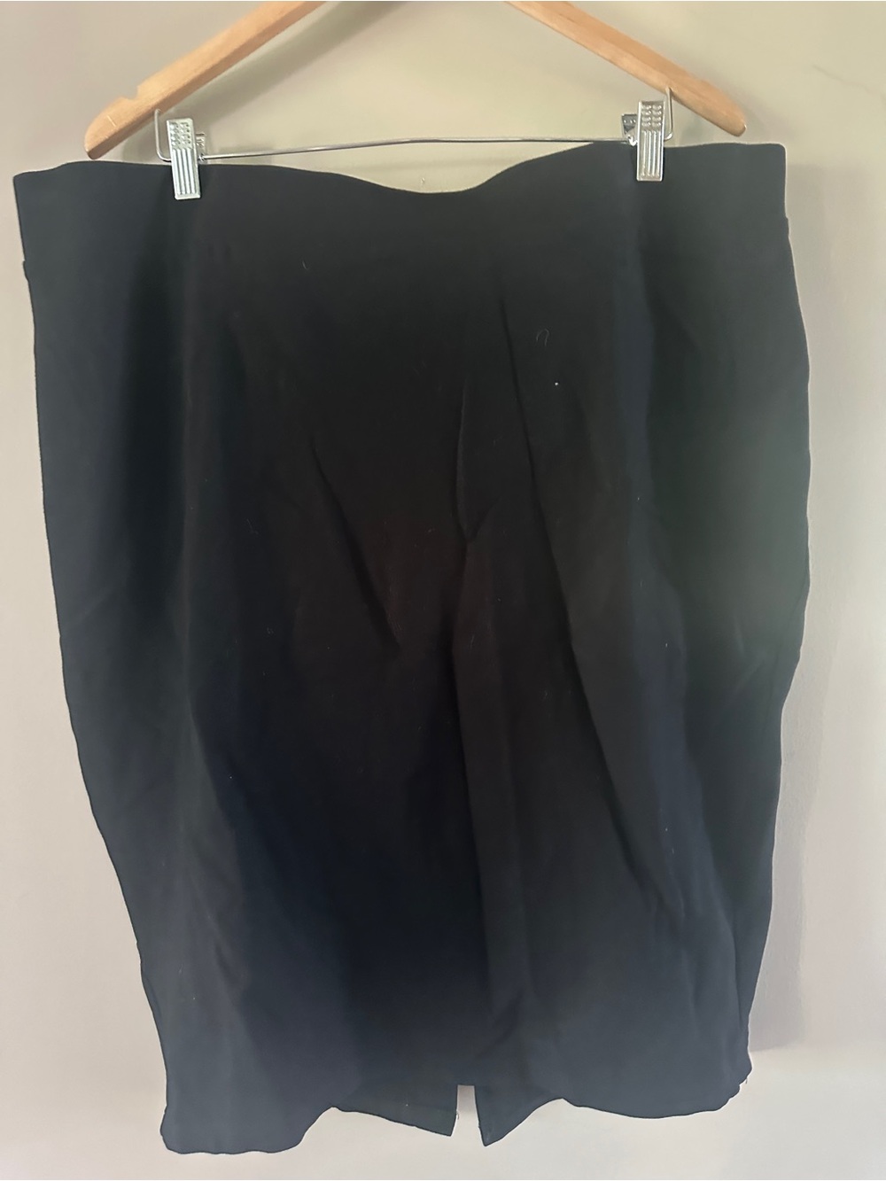 torrid Studio Ponte Knit Black Stretch Pencil Skirt size 3 (3x)